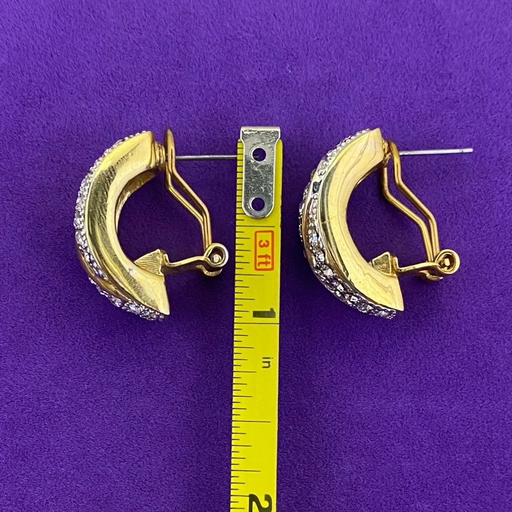 💛 Classic Gold Plated Crystal Pavé "S" Curve Hoop Earrings | Golden Radiance - Picture 5 of 5